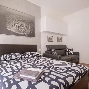 Galleria Del Toro Apartment